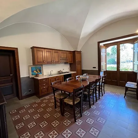 Bauernhof Tenute Sparta Randazzo